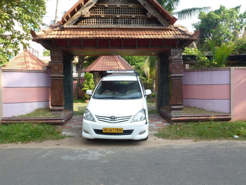 Southcanal Holidays Alappuzha Exterior photo